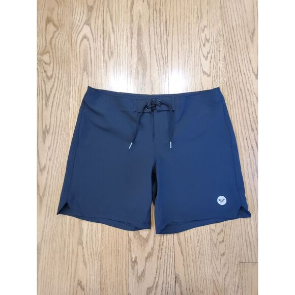 Roxy Women's M Black Shorts 7" Inseam Tie Front EUC Outdoor, Beach, Vacation - Picture 1 of 8